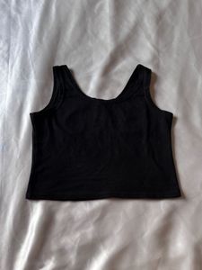 Black Sleeveless Crop Top