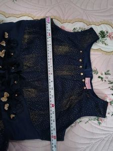 NEW ❤️ WITHOUT TAG..Elegant Navy Blue Gown