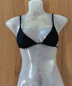 🆕Black Bikini 👙 Top/ Bralette