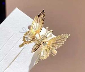 🦋 Moving Butterfly Hair Clip