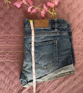 H&amp;M Blue Shorts - Size: 28