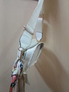 L&#39;Oreal Crossbody Bag