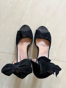 Black Bow Heels