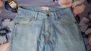 Levi&#39;s Baggy Jeans