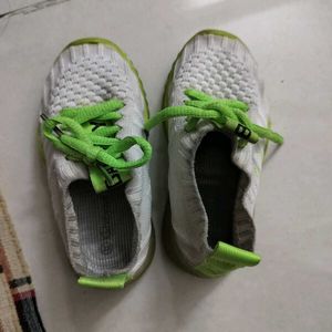 kids unisex sports  shoes size -23