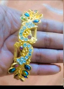 Elegant Gold-Tone Peacock Bracelet