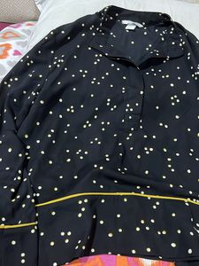New H &amp; M Shirt