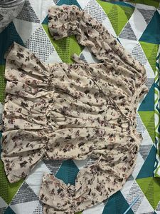 Top Nude Col