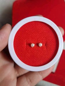 Pearl Stud Earrings Gold