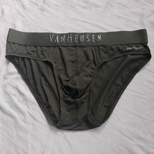 Van Heusen Green Moisture Briefs