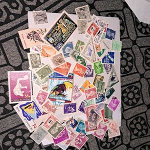 Vintage set of 100 Stamps for Collection