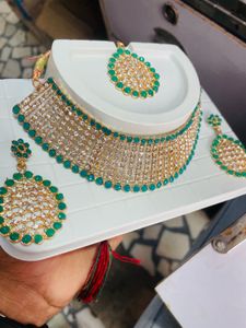 Elegant Jewelry Set
