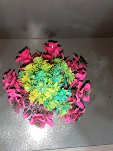 Floral arrangement with pink roses