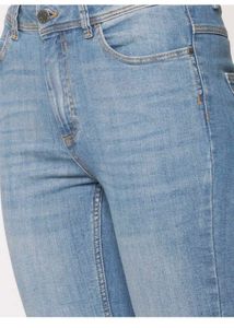 Bootcut Jeans - Size 26