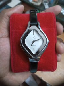 Unique Westar Quartz Watch-Diamond-Shaped Case