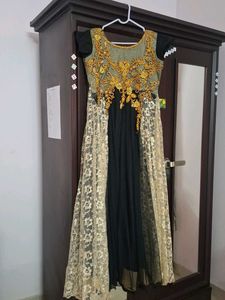 Elegant Embroideredi Dress