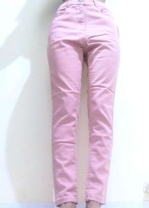 Peach Ankle Length Slim Fit Jeans .