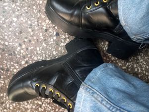 Black Chain Boots (Women) (Winter)