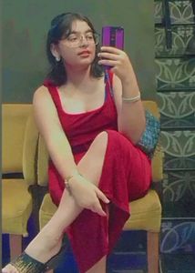 Elegant Red Midi Dress