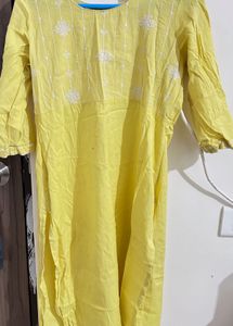 Avaasa Kurti