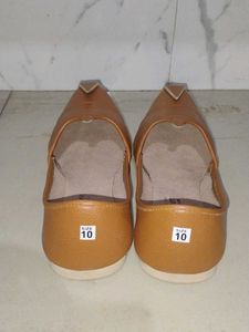 Ethnic Tan Juttis
