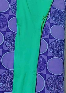 Piste Green Leggings