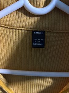 SHEIN Sunny Yellow Ribbed Crop Top🌼