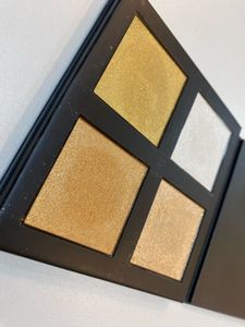 ✨Glass Skin Highlighter Palette