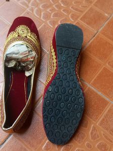 New JAUPURI CUT shoe