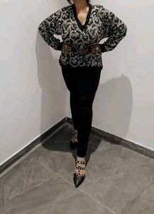 Patterned V-Neck Oversized glitter Top