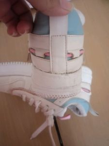 Shoe