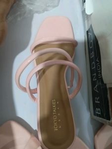 Heels For Minivera