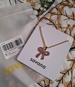 Bow Tie Pendant Necklace