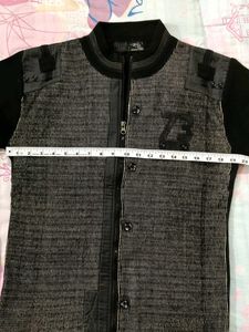 Men&#39;s Pullover Front Full Zipper size 38