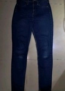 H&M Dark Wash Denim jeans 👖✨