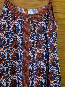 Strap kurthi