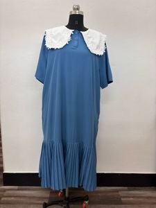 Vintage Dress with White Collar