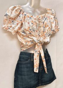 Floral Crop Top Size Small/ Fixed Price.