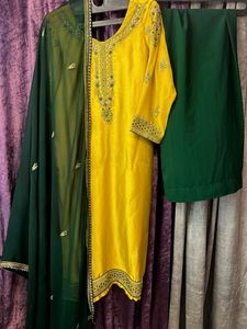 Pakistani Drss