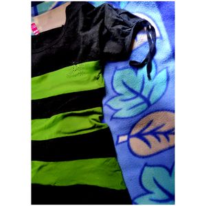 Women&#39;s Trendy Vibrant Black&amp;Green T-shirt 💚🖤
