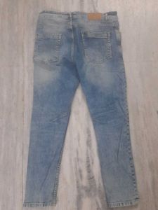 Stylish Distressed Denim Jeans