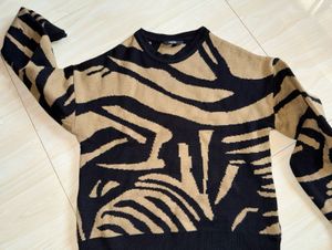 zebra style sweatshirt 🤎