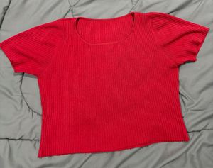 Red Ribbed Crop Top