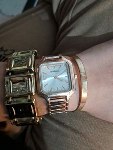 Elegant Women's Watch stack
