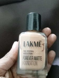 Lakme Forever Matte Foundation