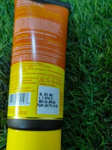 Atulya Vitamin C D-Panthenol Radiant Sunscreen