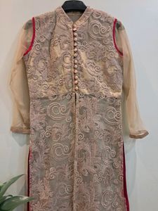 Women&#39;s fancy kurti