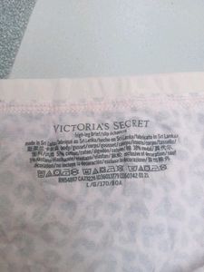 Victoria&#39;s Secret Panties (Set of 4)