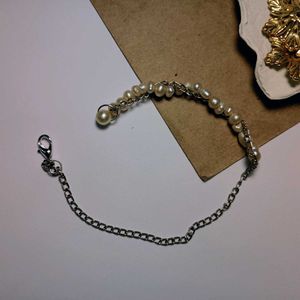 Aesthetic Vintage Bracelet : Handmade
