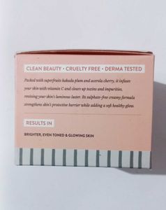 NEW &amp; SEALED Glow Reviving Vitamin C Pink Claymask